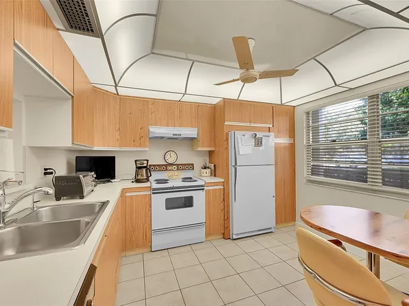 3101 Portofino Pt #D1, Coconut Creek, FL 33066