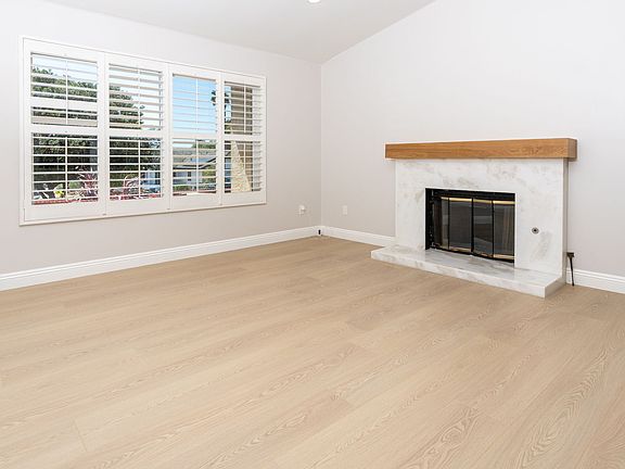 5th image of 1517 Del Mar Rd