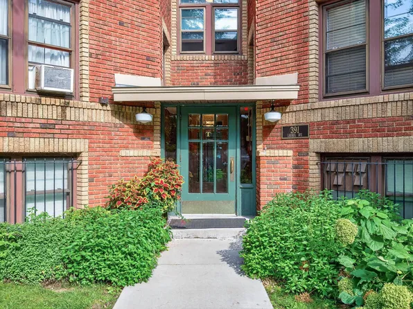 391 Laurel Ave APT 304, Saint Paul, MN 55102