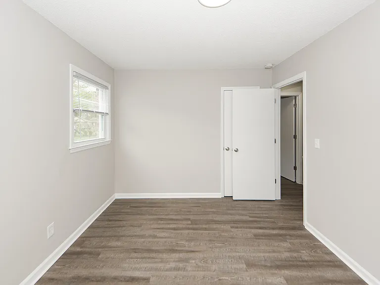 11 Kenilworth Rd — Photo 21