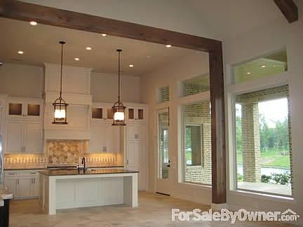 Kitchen / Dining