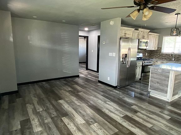 5th image of 7009 N 77th Ave