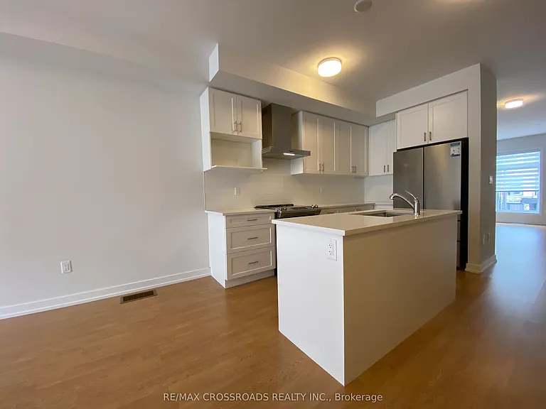 68 Stauffer Cres — Photo 13