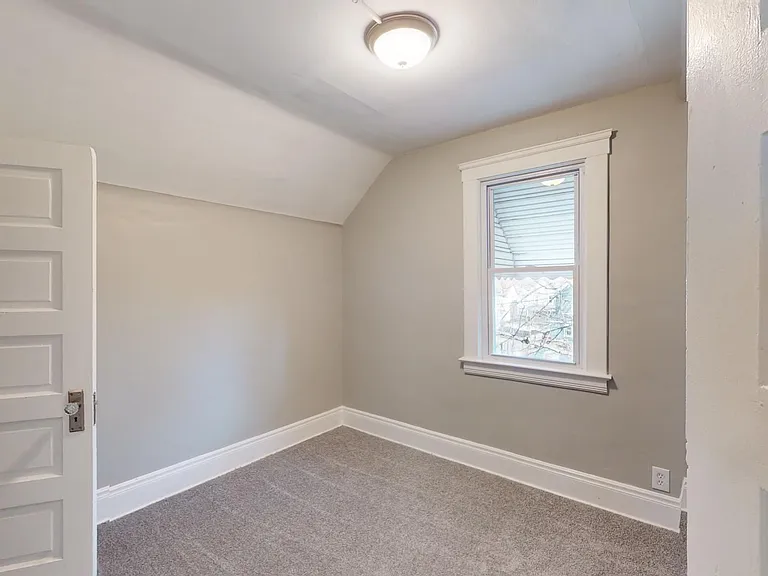 3065 W 105th St — Photo 34