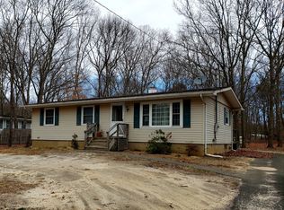 45 Wading River Rd, Center Moriches, NY 11934