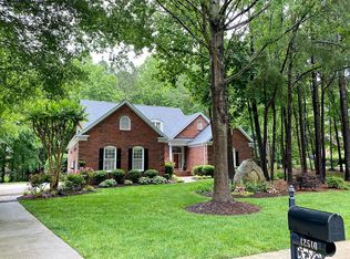 12510 Overlook Mountain Dr, Charlotte, NC 28216