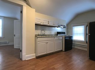 1261 State Highway 7 APT 20, Troy, NY 12180
