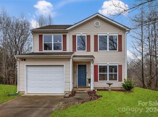 7 Riverside St, Lowell, NC 28098