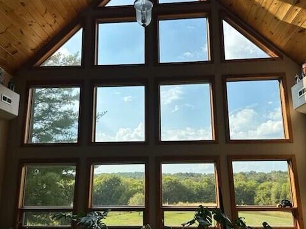 6447 Friendsville Rd, Lenoir City, TN 37772