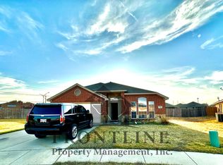852 Coppin Dr, Fort Worth, TX 76120