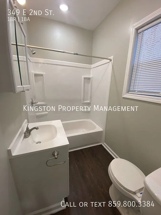 Renovated 1 Bedroom With Loft!! — Photo 4