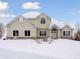 2728 Headland Ct SW, Rochester, MN 55902