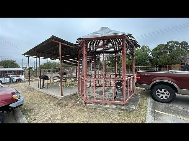 3801 Salinas Ave #7 — Photo 11