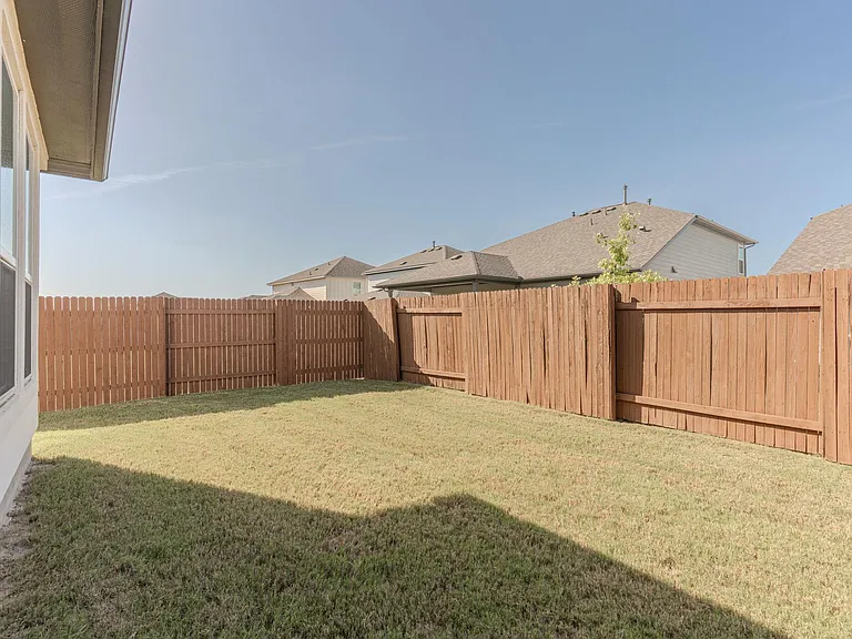 6504 Velvet Leaf Ln — Photo 24