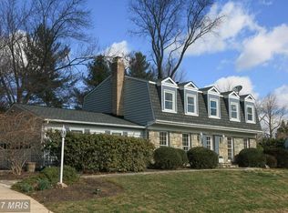 10009 Crestleigh Ln, Potomac, MD