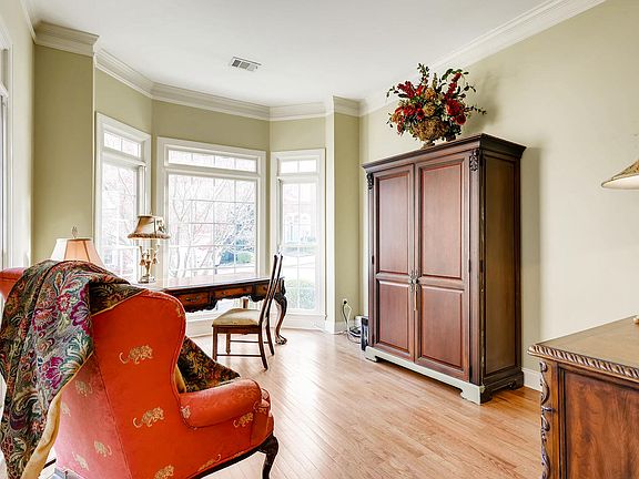 Formal living Room or office