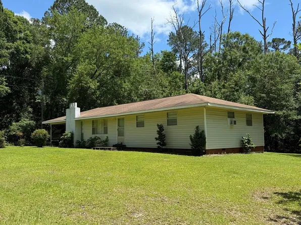 1268 County Road 2, Banks, AL 36005