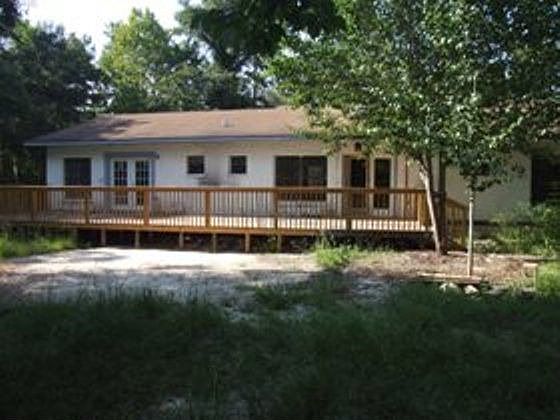 3rd image of 69 Crawford Ave