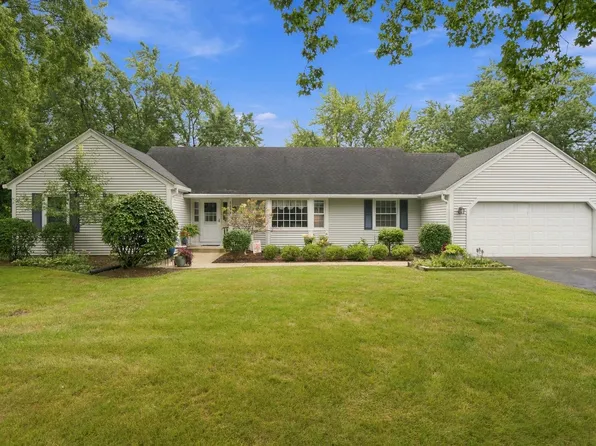 1114 Lexington Ln, Batavia, IL 60510