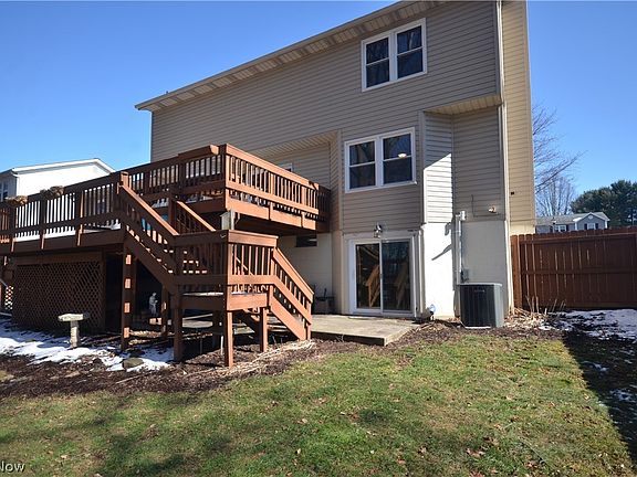 3rd image of 1128 Grovewood Dr