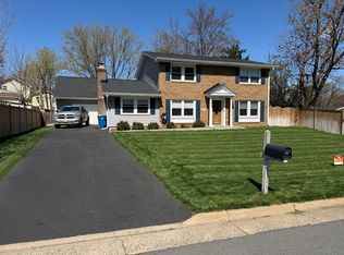 1311 E Jefferson Rd, Sterling, VA 20164