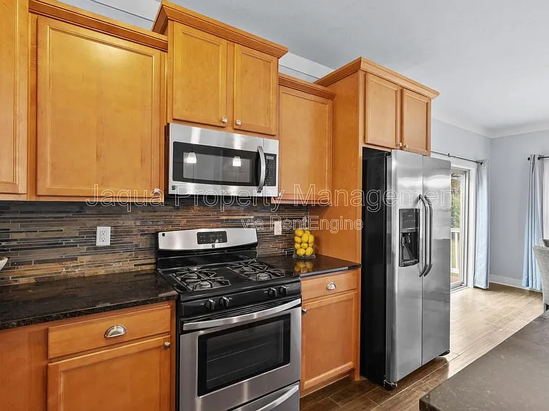 5661 Attleberry Ave — Photo 12
