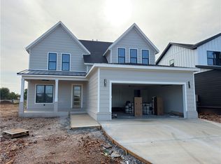 6009 S 41st St, Rogers, AR 72758