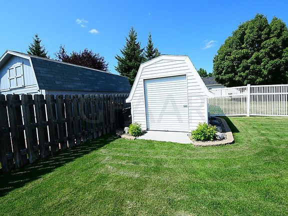 5th image of 548 Mighty Acres Dr