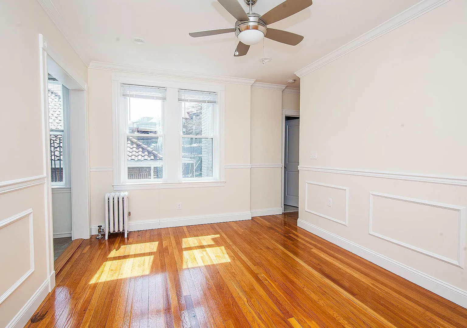 Allston 1 Bed with an office — Photo 1