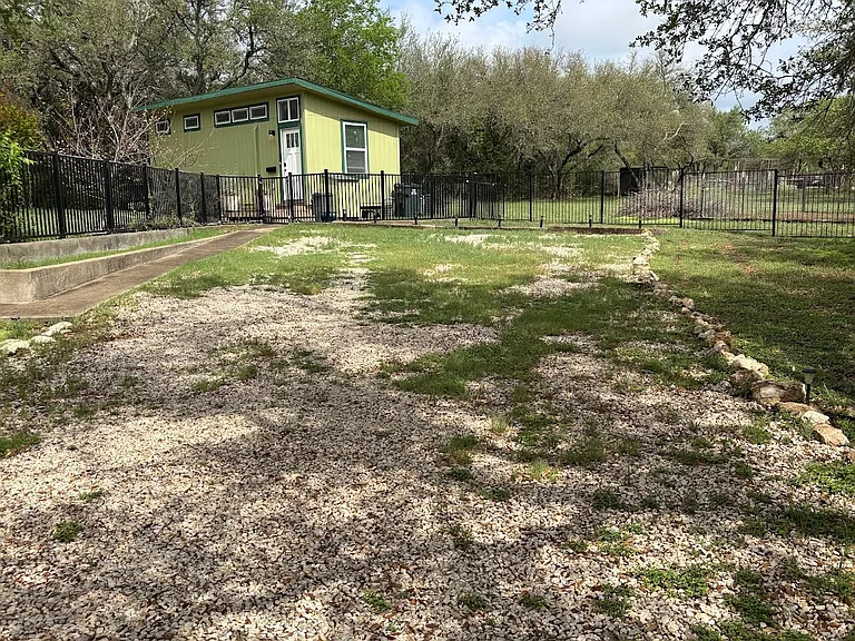 1002 Spanish Oak Trl — Photo 16