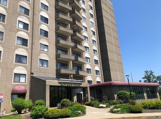 111 Dekoven Dr APT 206, Middletown, CT 06457
