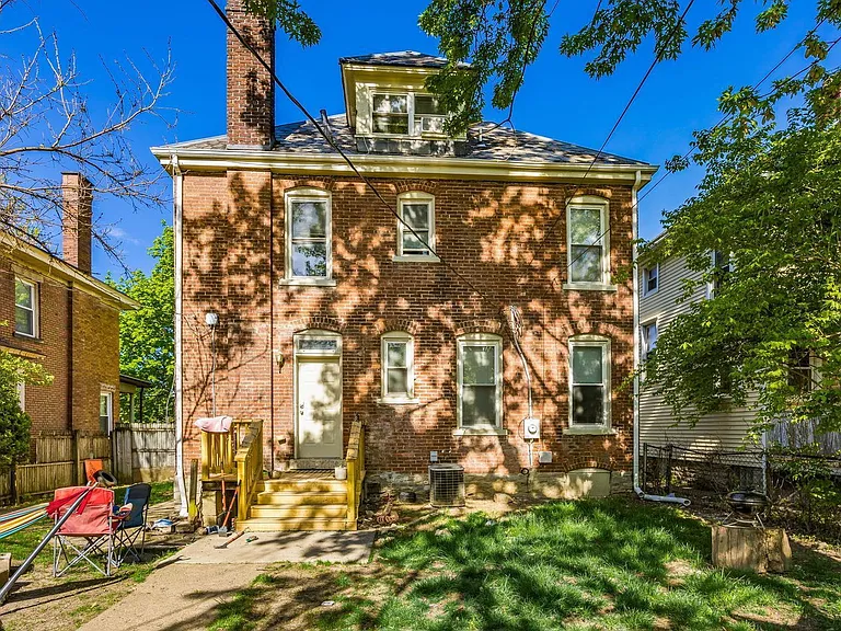1638 N 4th St — Photo 14