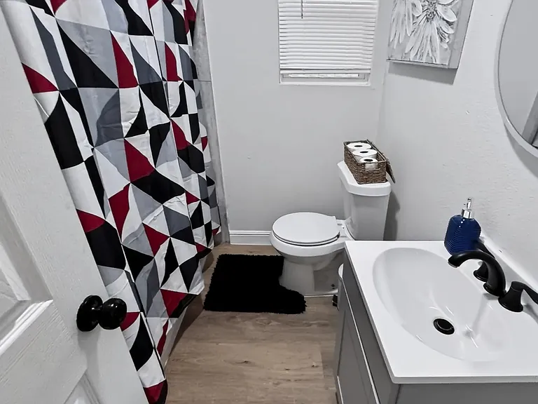 5207 Enyart St — Photo 10
