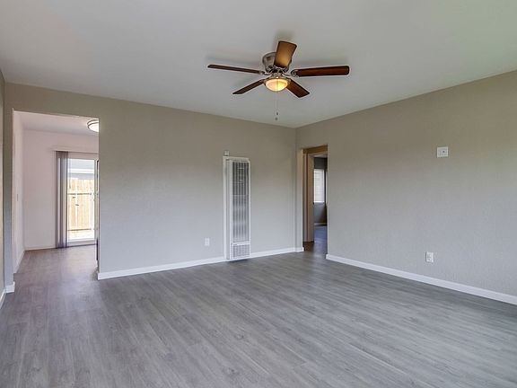 5th image of 565-67 Emory St #567