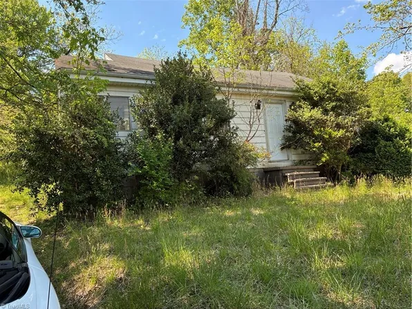 2816 Uwharrie Rd, Archdale, NC 27263
