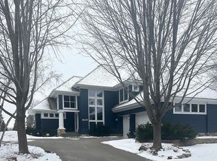 18439 Nicklaus Way, Eden Prairie, MN 55347