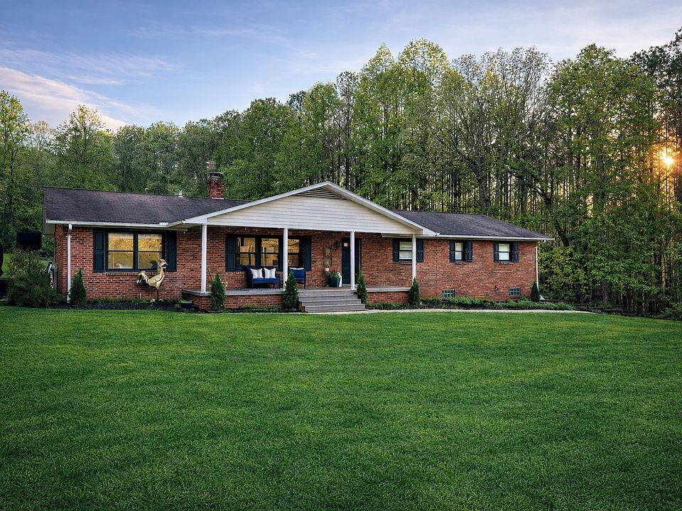 1st image of 150 Little Creek Dr