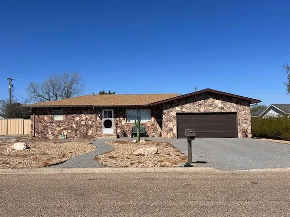 351 N Young St, Follett, TX 79034