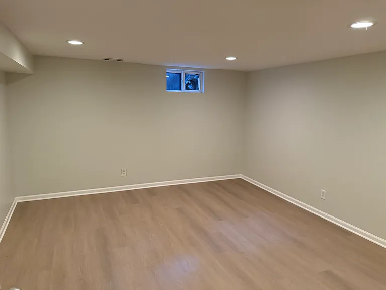 20766 W Rollins Rd — Photo 13
