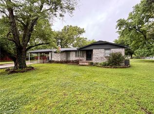 415 N Vine St, Hackett, AR 72937