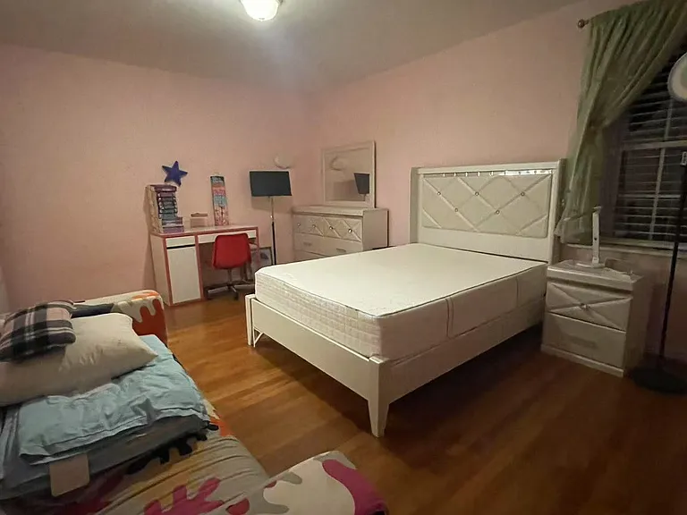 432 Carswold Dr — Photo 17