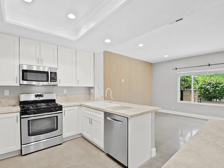 6068 E Hackamore Ln — Photo 7
