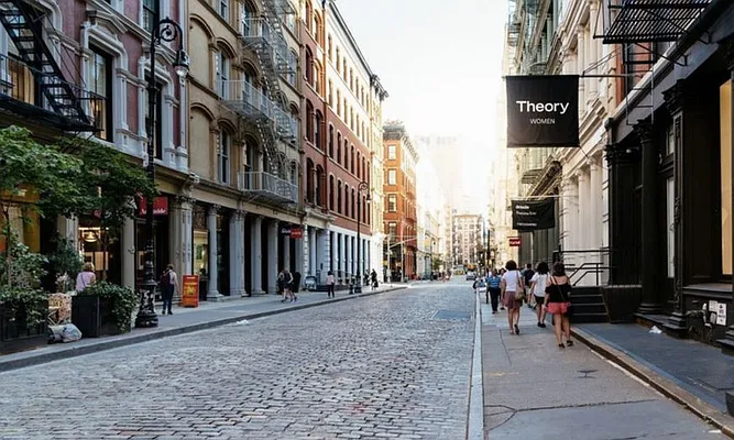 Rented by Douglas Elliman | media 24