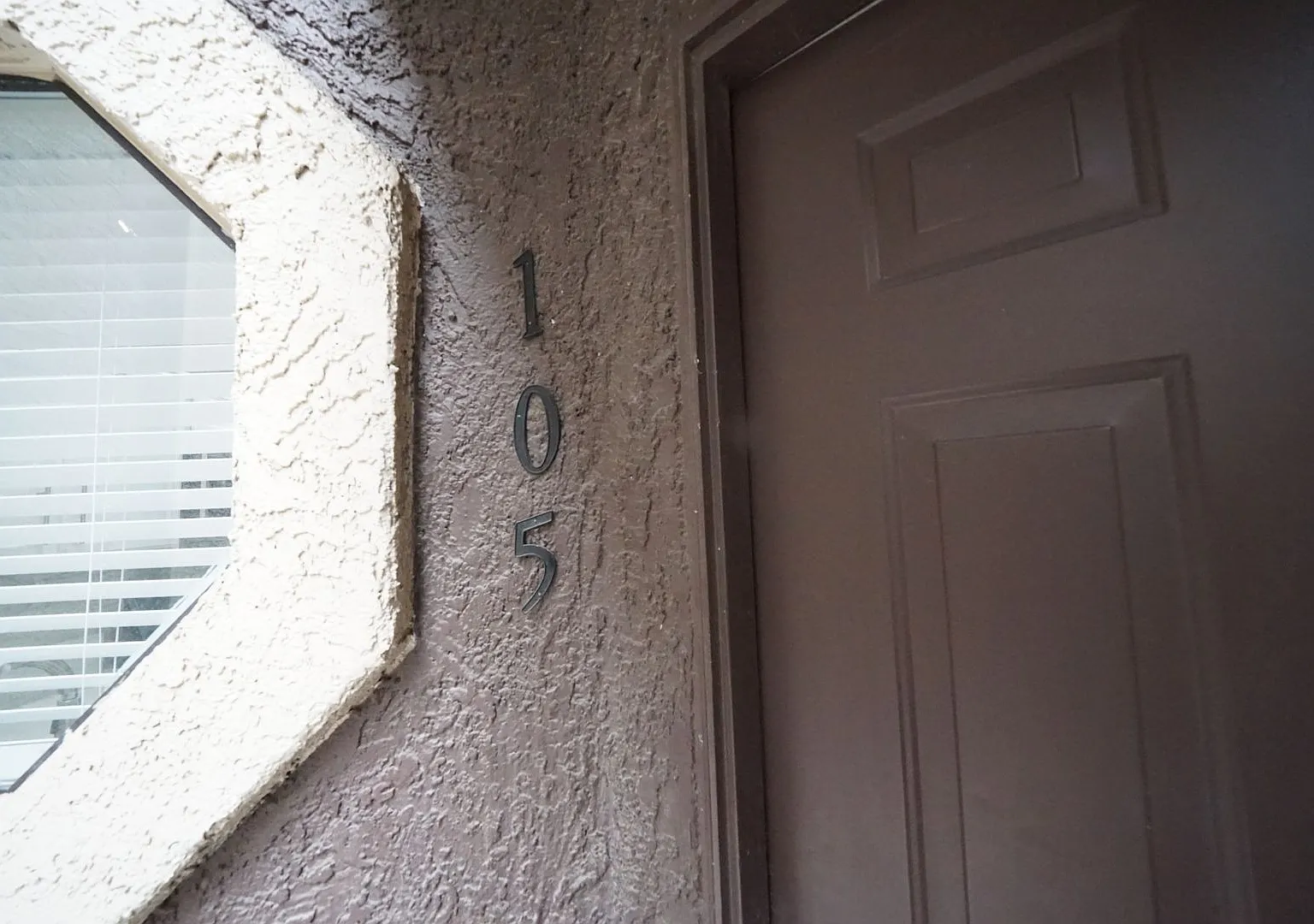 Showings Available Now — Photo 3