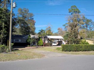 56001 Blue Creek Rd, Astor, FL 32102