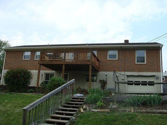2nd image of 2635 Parkview Dr