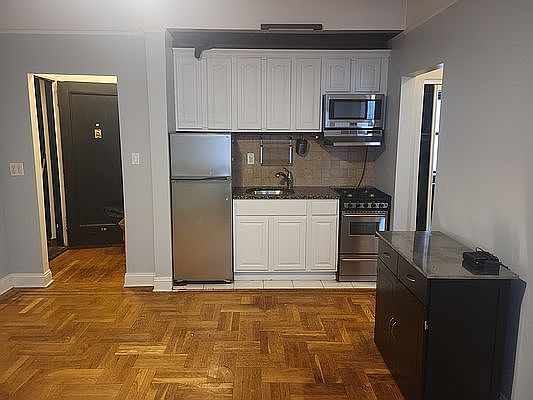 1st image of 4142 42nd St #3