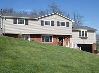 1296 Banetown Rd, Washington, PA 15301