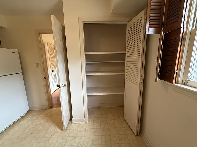 649B E Broad St — Photo 7