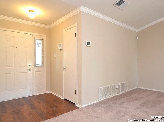 3rd image of 5751 Wood Oak St
